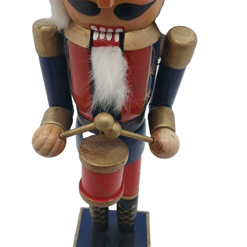 Christmas Drummer Nutcracker 14